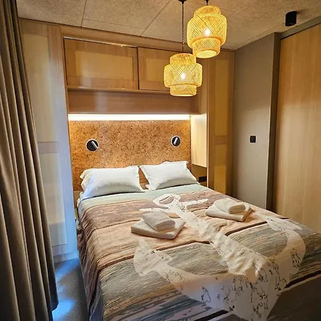 Ahoi Hause 17 Holiday home Drage