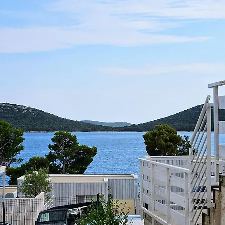 Strandhaus Ahoi 17, Terrasse Mit Meerblick, Privatstrand, 2 Badezimmer Tatil Evi