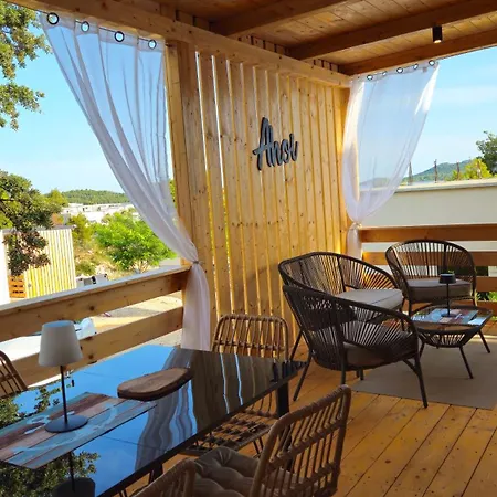 Strandhaus Ahoi 17, Terrasse Mit Meerblick, Privatstrand, 2 Badezimmer Vikendica