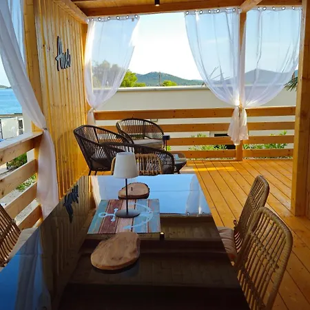 Tatil Evi Strandhaus Ahoi 17, Terrasse Mit Meerblick, Privatstrand, 2 Badezimmer *