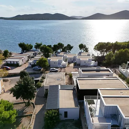 Strandhaus Ahoi 17, Terrasse Mit Meerblick, Privatstrand, 2 Badezimmer * Drage